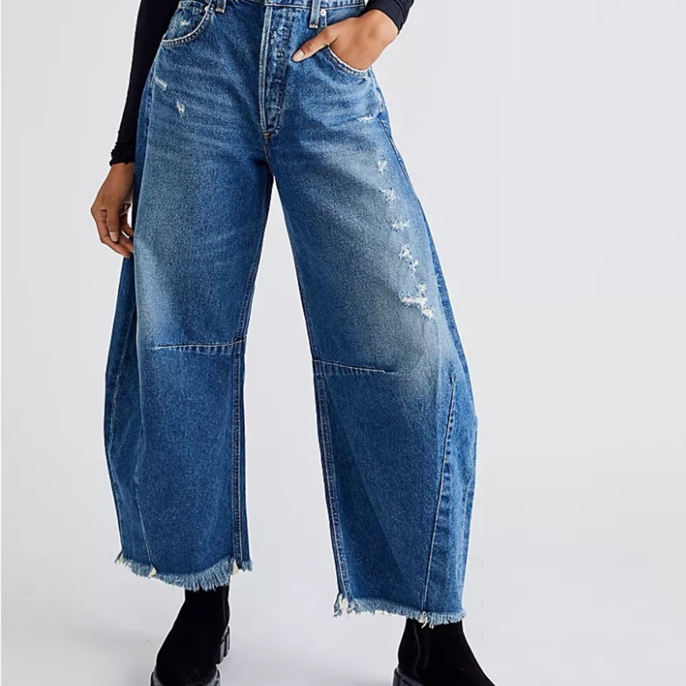 Citizens of humanity horseshoe jeans magnolia color
